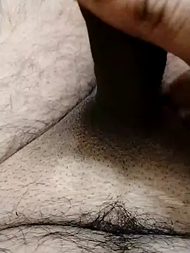 Snapshot of vannaaaa100 chatting on 01-07-25, 02:08 vannaaaa100 online show from 01-07-25, 02:08