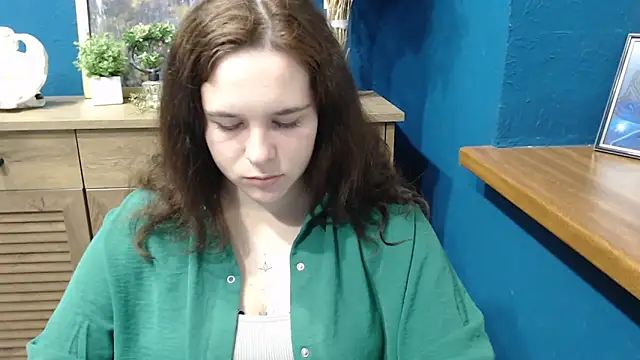 mini girly online show from 11-05-25, 11:46