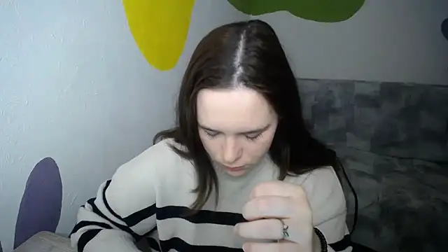 mini girly online show from 12-05-25, 01:32