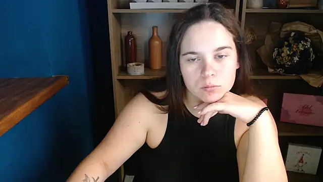 mini girly online show from 09-30-25, 10:10