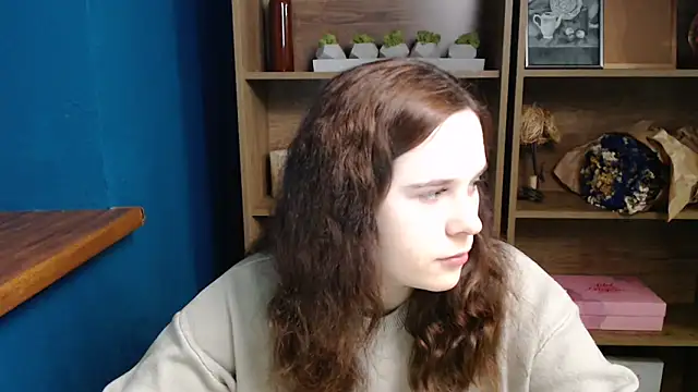 mini girly online show from 12-15-25, 02:01