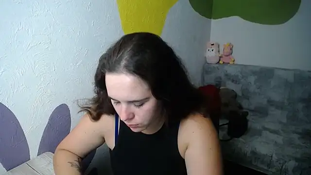 mini girly online show from 09-10-25, 12:15