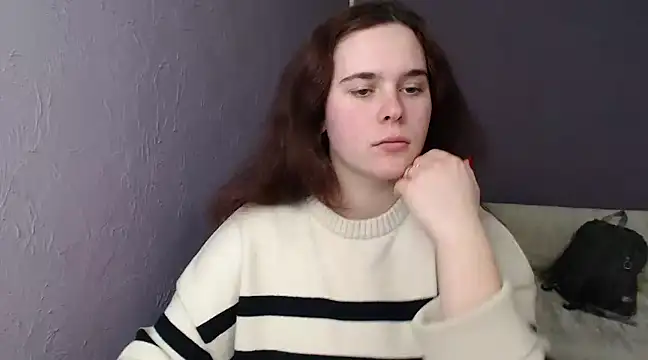 mini girly online show from 02-25-25, 12:16