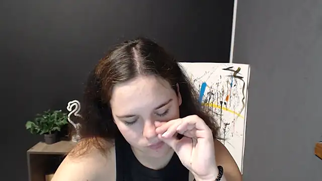 mini girly online show from 09-26-25, 01:18