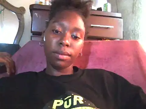 Hotdaily04 online show from 03-11-25, 12:28