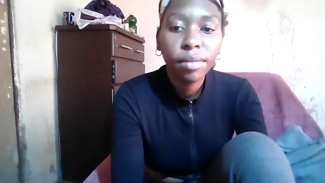 Hotdaily04 online show from 09-21-25, 07:57