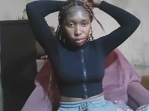 Hotdaily04 online show from 10-03-25, 07:54