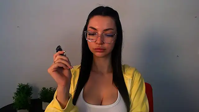 Lexi Jous online show from 05-04-26, 01:03