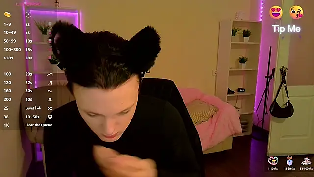 Snapshot of DianaRadrigo chatting on 01-23-25, 09:50 DianaRadrigo online show from 01-23-25, 09:50