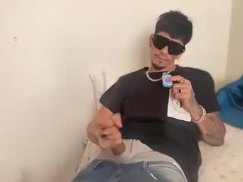 badboy366 online show from 04-20-26, 03:35