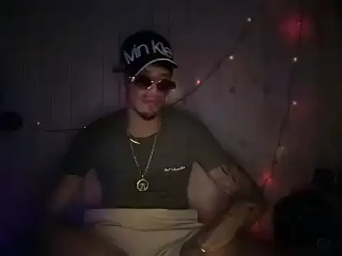 Snapshot of badboy366 chatting on 01-16-26, 07:45 badboy366 online show from 01-16-26, 07:45