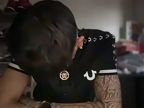 Snapshot of badboy366 chatting on 02-14-26, 10:59 badboy366 online show from 02-14-26, 10:59