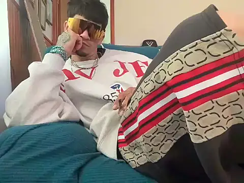 badboy366 online show from 05-18-26, 05:51