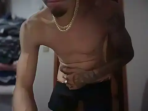 Snapshot of badboy366 chatting on 02-06-26, 06:09 badboy366 online show from 02-06-26, 06:09