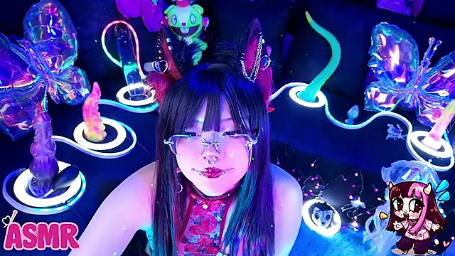 LaytonBox online show from 05-19-26, 01:40