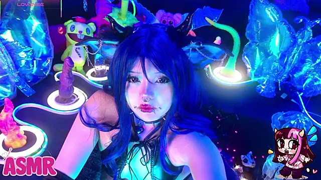 LaytonBox online show from 03-11-26, 03:06