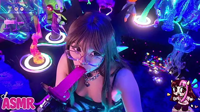 LaytonBox online show from 02-26-26, 02:50