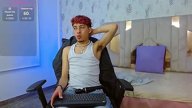 Snapshot of Axel_tay chatting on 09-25-25, 03:23 Axel tay online show from 09-25-25, 03:23