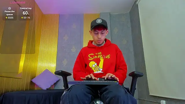 Axel tay online show from 11-05-25, 03:42