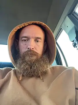 Snapshot of 32XRedBeard chatting on 02-01-26, 12:58 32XRedBeard online show from 02-01-26, 12:58