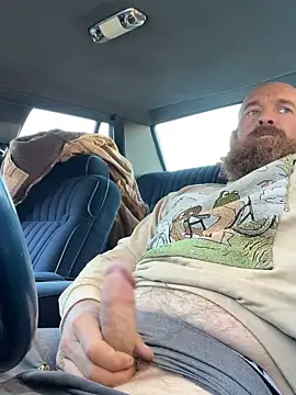 Snapshot of 32XRedBeard chatting on 02-23-26, 10:21 32XRedBeard online show from 02-23-26, 10:21