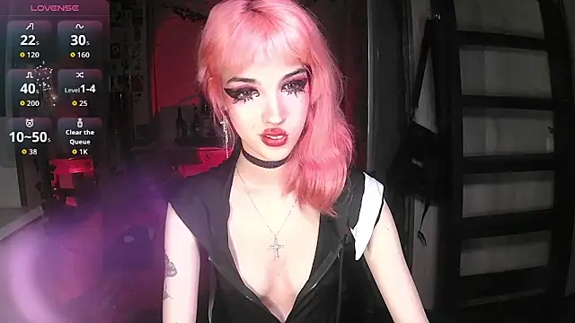 Snapshot of Ink__pleasure chatting on 10-21-25, 11:48 Ink pleasure online show from 10-21-25, 11:48