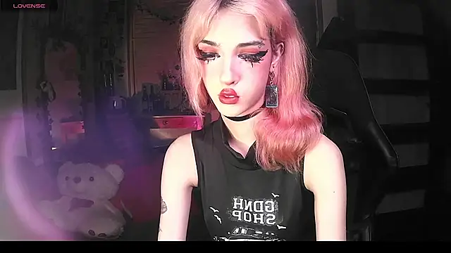 Snapshot of Ink__pleasure chatting on 09-20-25, 11:54 Ink pleasure online show from 09-20-25, 11:54