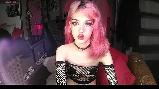 Snapshot of Ink__pleasure chatting on 09-10-25, 11:48 Ink pleasure online show from 09-10-25, 11:48