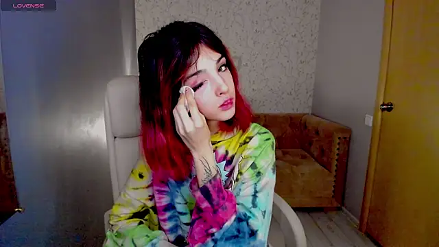 Snapshot of Ink__pleasure chatting on 03-08-25, 04:06 Ink pleasure online show from 03-08-25, 04:06