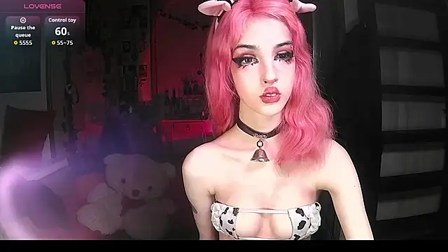 Snapshot of Ink__pleasure chatting on 10-12-25, 12:01 Ink pleasure online show from 10-12-25, 12:01