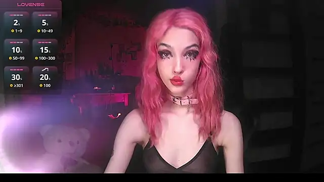 Snapshot of Ink__pleasure chatting on 10-12-25, 10:11 Ink pleasure online show from 10-12-25, 10:11