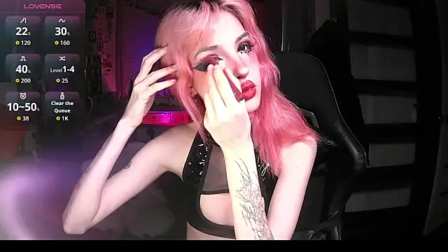 Snapshot of Ink__pleasure chatting on 10-01-25, 10:02 Ink pleasure online show from 10-01-25, 10:02