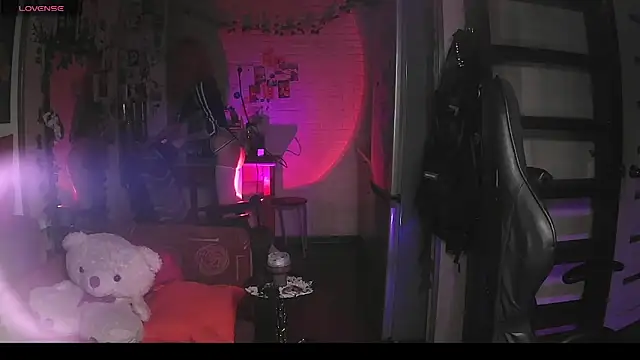 Snapshot of Ink__pleasure chatting on 09-26-25, 10:16 Ink pleasure online show from 09-26-25, 10:16