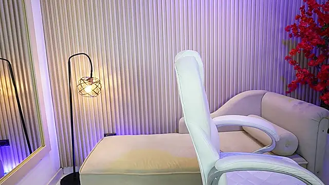 Emma Walkerr  online show from 09-11-25, 07:03