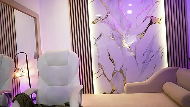 Emma Walkerr  online show from 04-08-26, 07:04