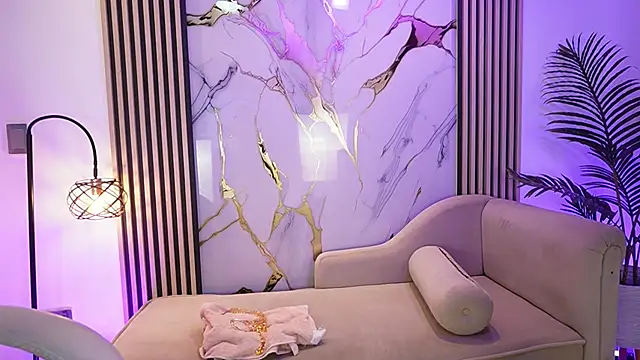 Emma Walkerr  online show from 03-28-26, 07:04