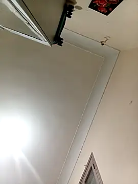 Samara-Bella online show from 12-20-25, 04:48