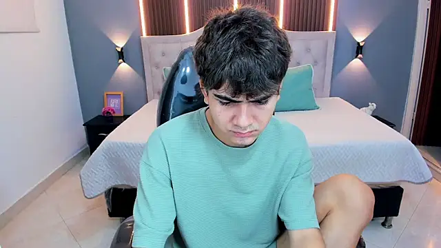 Tommy18   online show from 03-20-26, 03:29