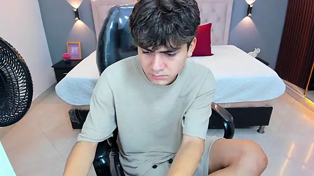 Tommy18   online show from 03-26-26, 03:38