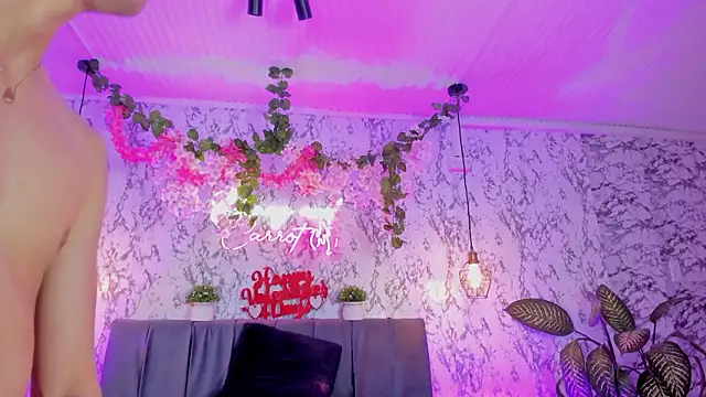 Bonny and carrot online show from 02-11-26, 07:14