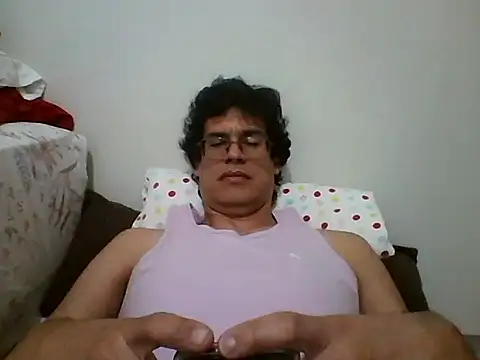 AgneloFly online show from 05-05-26, 02:58