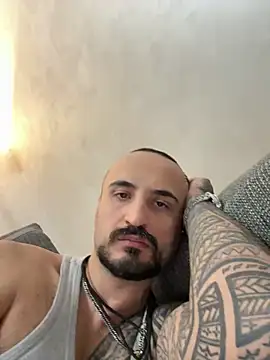 ilmaestoso online show from 11-17-25, 08:02