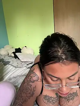 MelissathequeenOff online show from 04-27-26, 03:54