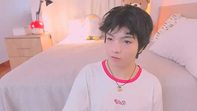 AllanYong18 online show from 02-19-26, 12:57