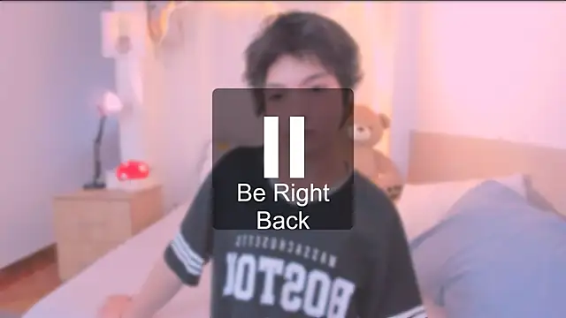 AllanYong18 online show from 01-17-26, 12:09