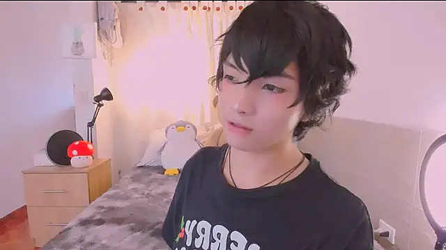 AllanYong18 online show from 03-26-26, 12:36