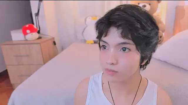 AllanYong18 online show from 03-05-26, 07:05