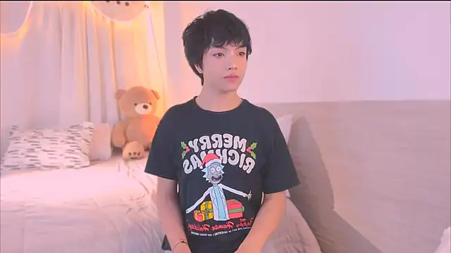 AllanYong18 online show from 11-13-25, 01:04