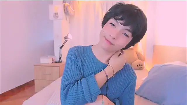 AllanYong18 online show from 12-18-25, 12:09