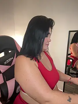 Snapshot of karla_hotgirl chatting on 12-18-25, 02:16 karla hotgirl online show from 12-18-25, 02:16